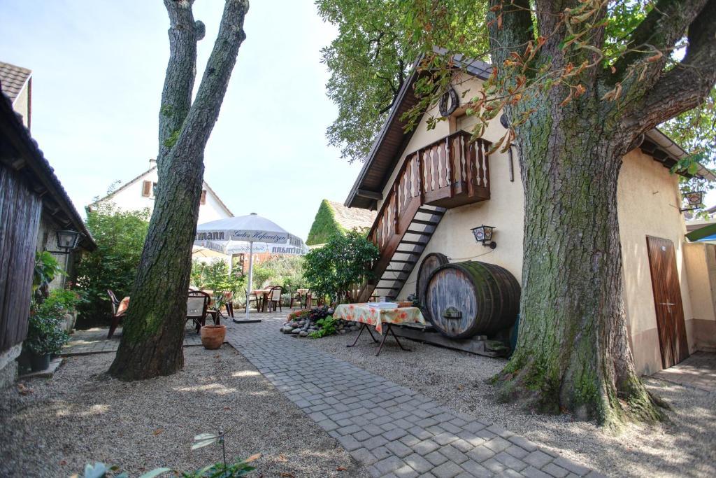 Gasthaus Zum Hirschen Oberrimsingen Zewnętrze zdjęcie
