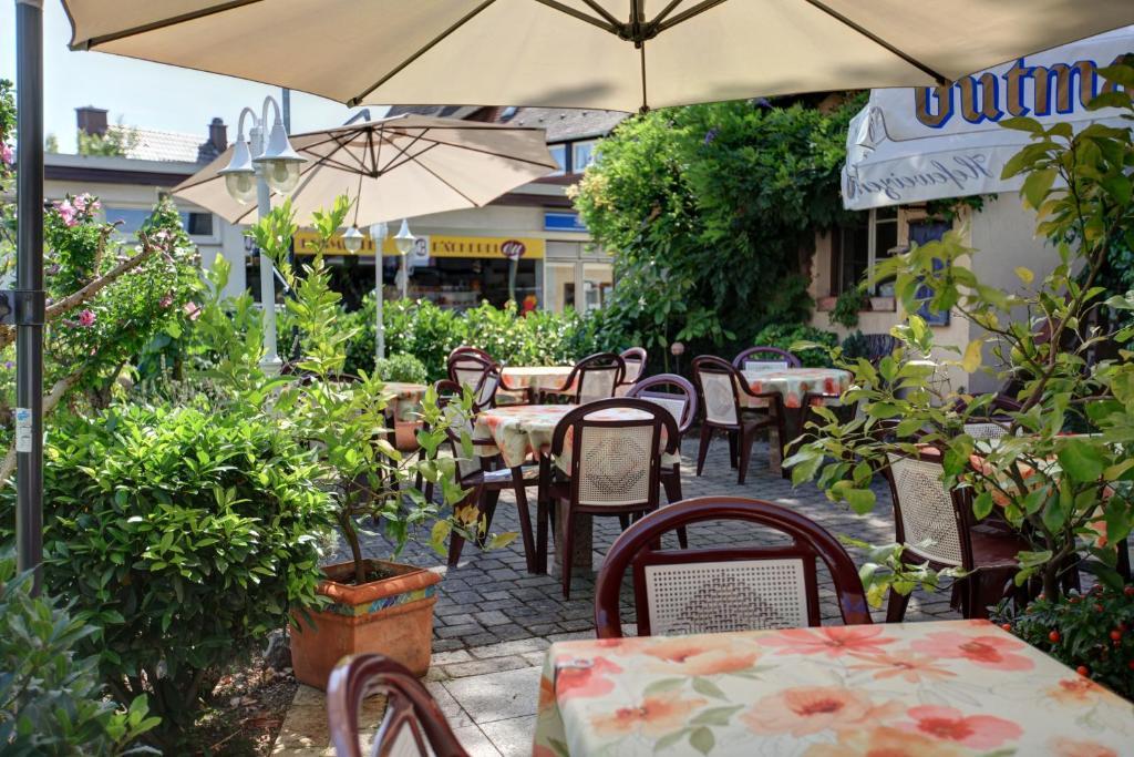 Gasthaus Zum Hirschen Oberrimsingen Zewnętrze zdjęcie